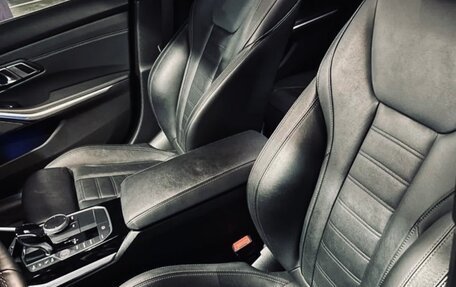 BMW 3 серия, 2019 год, 3 750 000 рублей, 21 фотография
