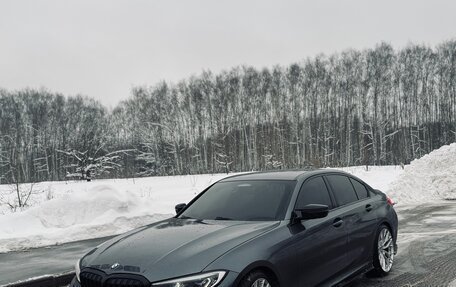 BMW 3 серия, 2019 год, 3 750 000 рублей, 29 фотография