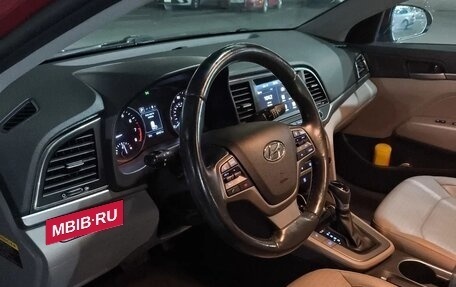 Hyundai Elantra VI рестайлинг, 2017 год, 1 500 000 рублей, 10 фотография