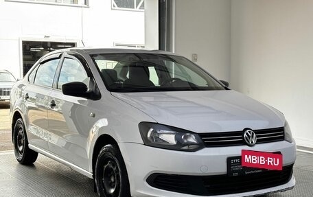 Volkswagen Polo VI (EU Market), 2013 год, 750 000 рублей, 3 фотография