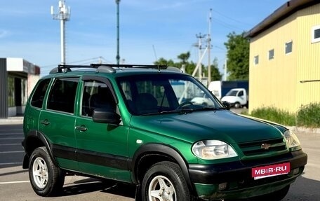 Chevrolet Niva I рестайлинг, 2003 год, 325 000 рублей, 1 фотография
