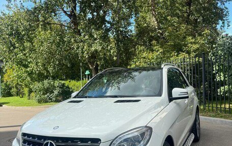 Mercedes-Benz M-Класс, 2013 год, 2 200 000 рублей, 2 фотография