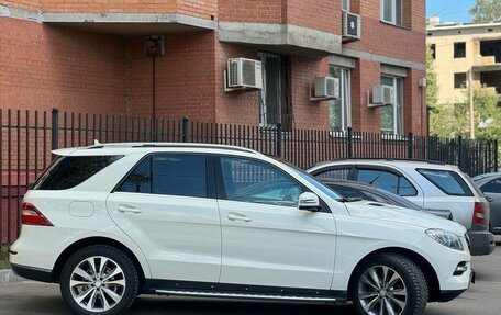 Mercedes-Benz M-Класс, 2013 год, 2 200 000 рублей, 3 фотография
