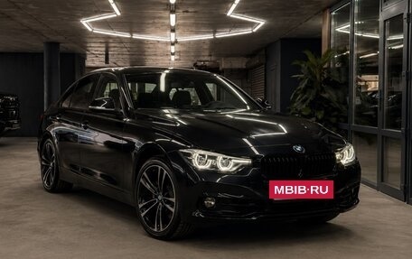 BMW 3 серия, 2018 год, 2 050 000 рублей, 2 фотография