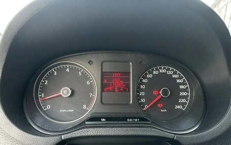 Volkswagen Polo VI (EU Market), 2011 год, 700 000 рублей, 20 фотография