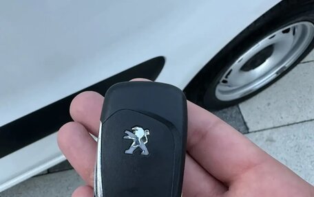 Peugeot Partner II рестайлинг 2, 2021 год, 1 320 000 рублей, 19 фотография