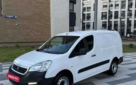 Peugeot Partner II рестайлинг 2, 2021 год, 1 320 000 рублей, 3 фотография