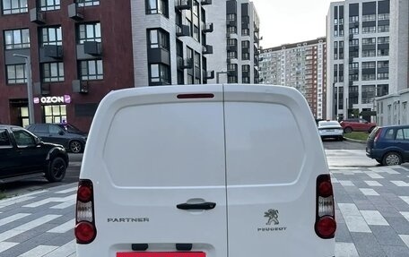 Peugeot Partner II рестайлинг 2, 2021 год, 1 320 000 рублей, 6 фотография