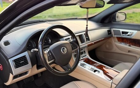 Jaguar XF I рестайлинг, 2013 год, 2 340 000 рублей, 5 фотография