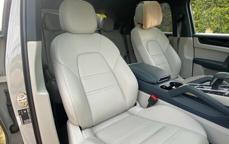 Porsche Cayenne III, 2021 год, 10 500 000 рублей, 14 фотография