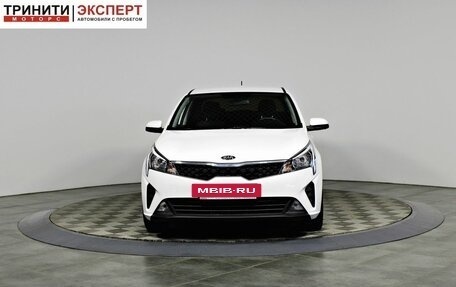 KIA Rio IV, 2021 год, 1 897 000 рублей, 2 фотография
