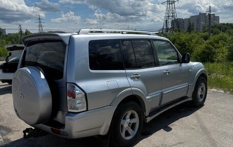 Mitsubishi Pajero III рестайлинг, 2005 год, 1 000 000 рублей, 3 фотография