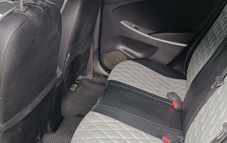 Hyundai Solaris II рестайлинг, 2011 год, 620 000 рублей, 13 фотография