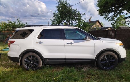 Ford Explorer VI, 2014 год, 2 100 000 рублей, 3 фотография