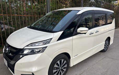 Nissan Serena IV, 2019 год, 2 099 000 рублей, 2 фотография