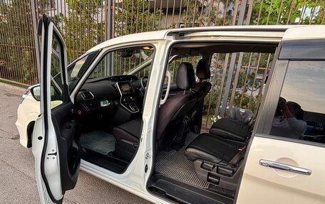 Nissan Serena IV, 2019 год, 2 099 000 рублей, 3 фотография