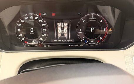 Land Rover Range Rover Velar I, 2017 год, 3 850 000 рублей, 12 фотография