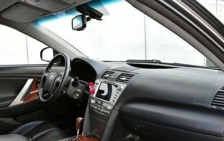 Toyota Camry, 2011 год, 1 349 000 рублей, 10 фотография