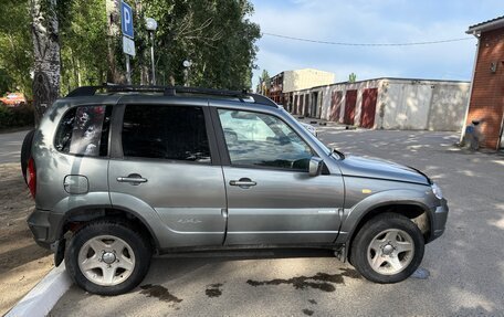Chevrolet Niva I рестайлинг, 2011 год, 380 000 рублей, 3 фотография