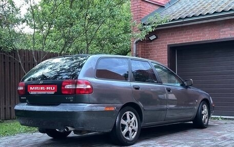 Volvo V40 I, 2003 год, 230 000 рублей, 2 фотография