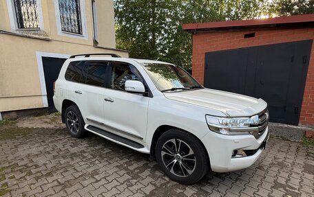 Toyota Land Cruiser 200, 2015 год, 6 200 000 рублей, 2 фотография