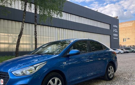Hyundai Solaris II рестайлинг, 2018 год, 925 000 рублей, 8 фотография