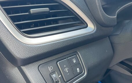 Hyundai Solaris II рестайлинг, 2018 год, 925 000 рублей, 10 фотография