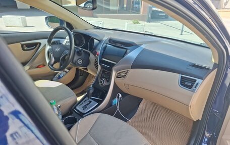 Hyundai Elantra V, 2013 год, 1 070 000 рублей, 8 фотография