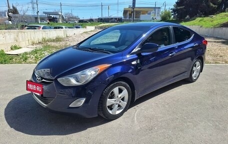 Hyundai Elantra V, 2013 год, 1 070 000 рублей, 2 фотография