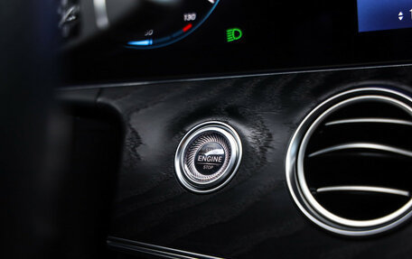 Mercedes-Benz E-Класс, 2021 год, 4 099 000 рублей, 23 фотография