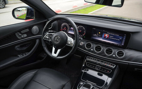 Mercedes-Benz E-Класс, 2019 год, 4 399 000 рублей, 11 фотография