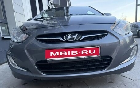 Hyundai Solaris II рестайлинг, 2012 год, 1 000 000 рублей, 8 фотография