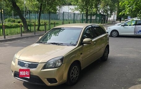 KIA Rio II, 2009 год, 550 000 рублей, 1 фотография
