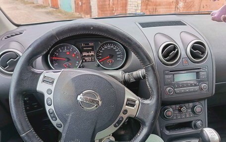 Nissan Qashqai, 2011 год, 920 000 рублей, 2 фотография