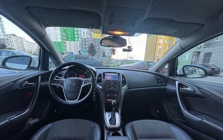 Opel Astra J, 2011 год, 770 000 рублей, 5 фотография