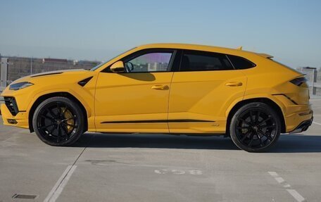 Lamborghini Urus I, 2023 год, 24 944 008 рублей, 6 фотография