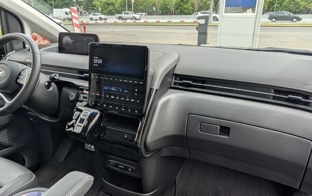 Hyundai Staria, 2024 год, 6 500 000 рублей, 20 фотография