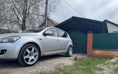 KIA cee'd I рестайлинг, 2007 год, 670 000 рублей, 25 фотография