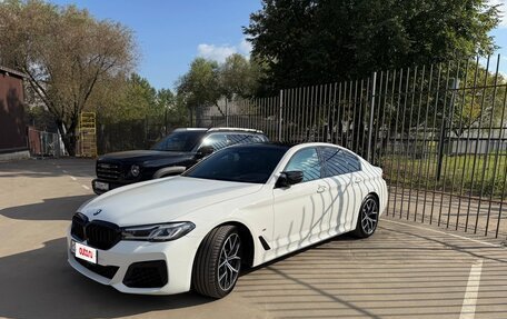 BMW 5 серия, 2020 год, 4 950 000 рублей, 2 фотография