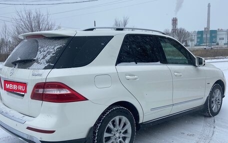 Mercedes-Benz M-Класс, 2012 год, 2 200 000 рублей, 2 фотография