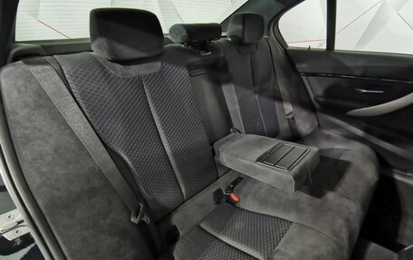 BMW 3 серия, 2018 год, 2 395 000 рублей, 14 фотография