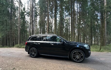 Mercedes-Benz GL-Класс, 2013 год, 2 500 000 рублей, 3 фотография