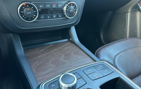 Mercedes-Benz GL-Класс, 2013 год, 2 500 000 рублей, 16 фотография