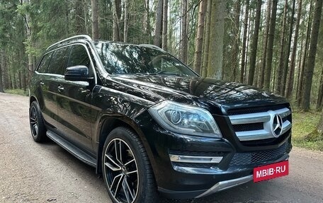 Mercedes-Benz GL-Класс, 2013 год, 2 500 000 рублей, 8 фотография