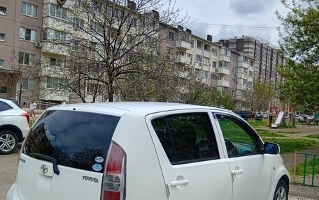 Toyota Passo III, 2004 год, 396 000 рублей, 3 фотография
