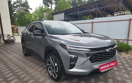 Chevrolet Trax, 2023 год, 2 290 000 рублей, 4 фотография