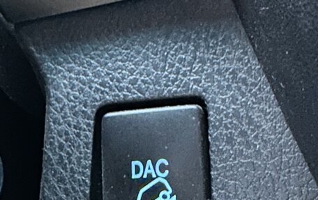 Toyota RAV4, 2013 год, 1 550 000 рублей, 13 фотография