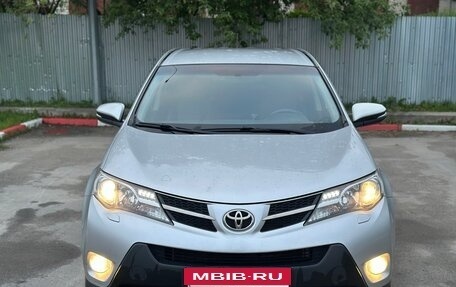 Toyota RAV4, 2013 год, 1 550 000 рублей, 4 фотография