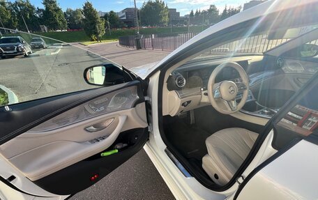 Mercedes-Benz CLS, 2019 год, 5 800 000 рублей, 10 фотография