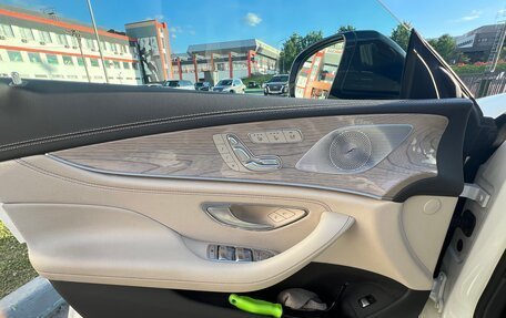 Mercedes-Benz CLS, 2019 год, 5 800 000 рублей, 14 фотография